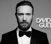 David Guetta cumple 53 años el 7 de noviembre y no lo podía celebrar de otra manera que no fuera devolviendo el regalo a sus fans.