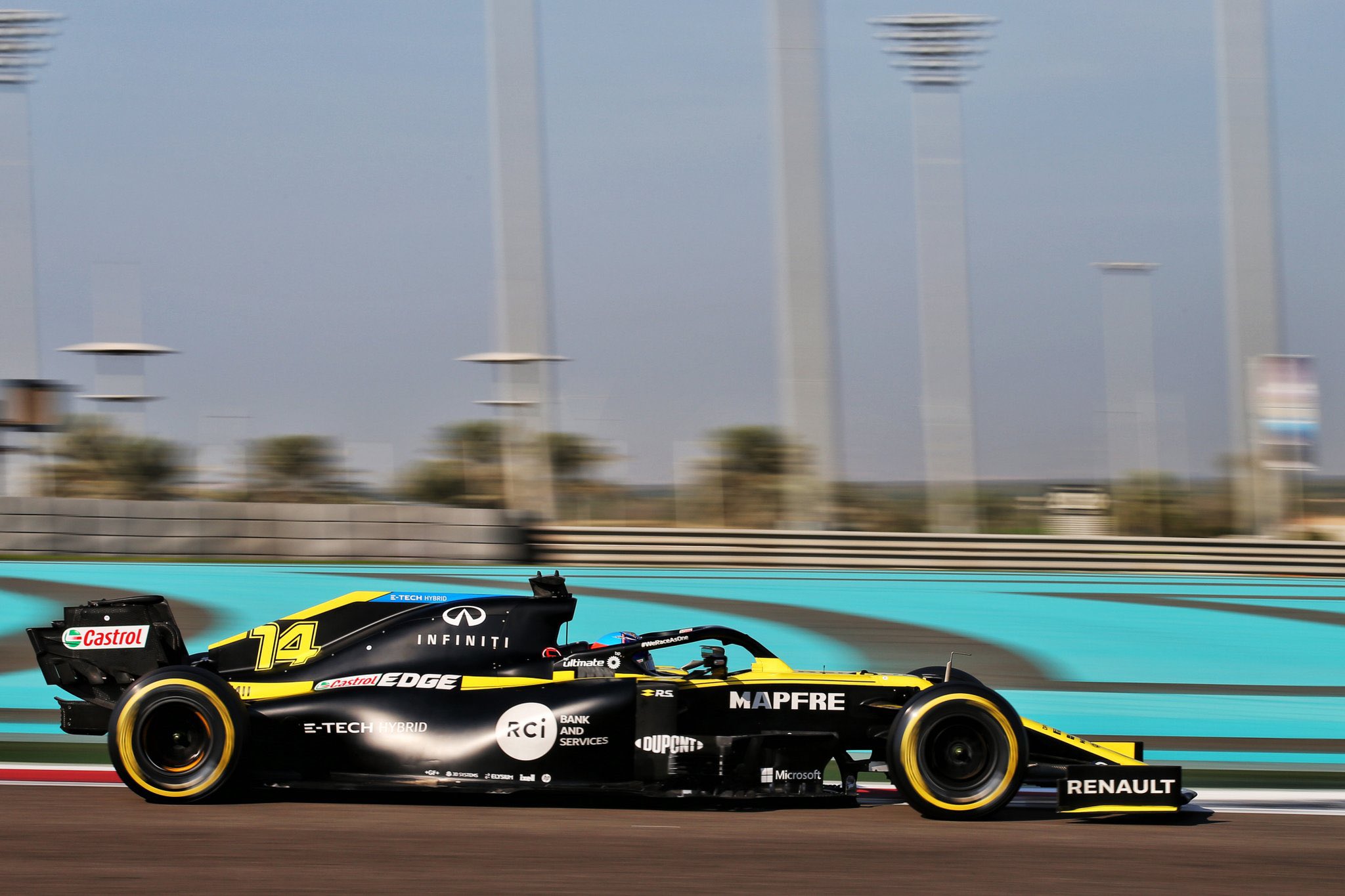 Fernando Alonso termina primero en las pruebas de Abu Dhabi