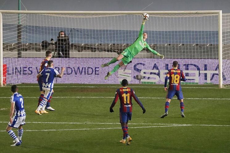 Ter Stegen se convirtió en el héroe de la semifinal entre la Real Sociedad y el FC Barcelona que terminó con empate a uno y tuvo que decidirse en los penaltis.