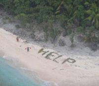 Rescatan a tres náufragos en una isla desierta del Atlántico