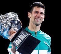 Djokovic logra el Abierto de Australia por novena vez