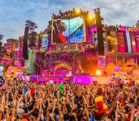 Tomorrowland aplaza su edición de 2021 a finales de agosto
