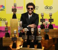 Noche de premios para The Weeknd y Bad Bunny. Estos son los ganadores de los Billboard Music Awards 2021