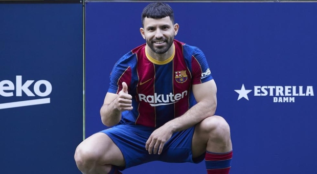 Agüero ya es jugador del Barça