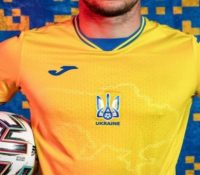 Ucrania genera polémica con su nueva camiseta para la Eurocopa