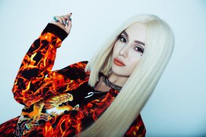 Ava Max presenta su nueva canción ‘Everytime I cry’