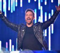 David Guetta firma con Warner Bros y anuncia la llegada de nueva música