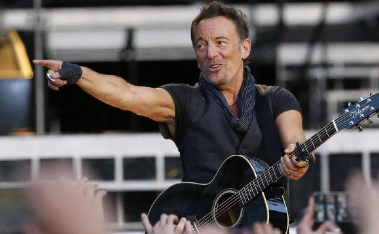 Bruce Springsteen versiona el famoso 'Highway To Hell' de AC/DC