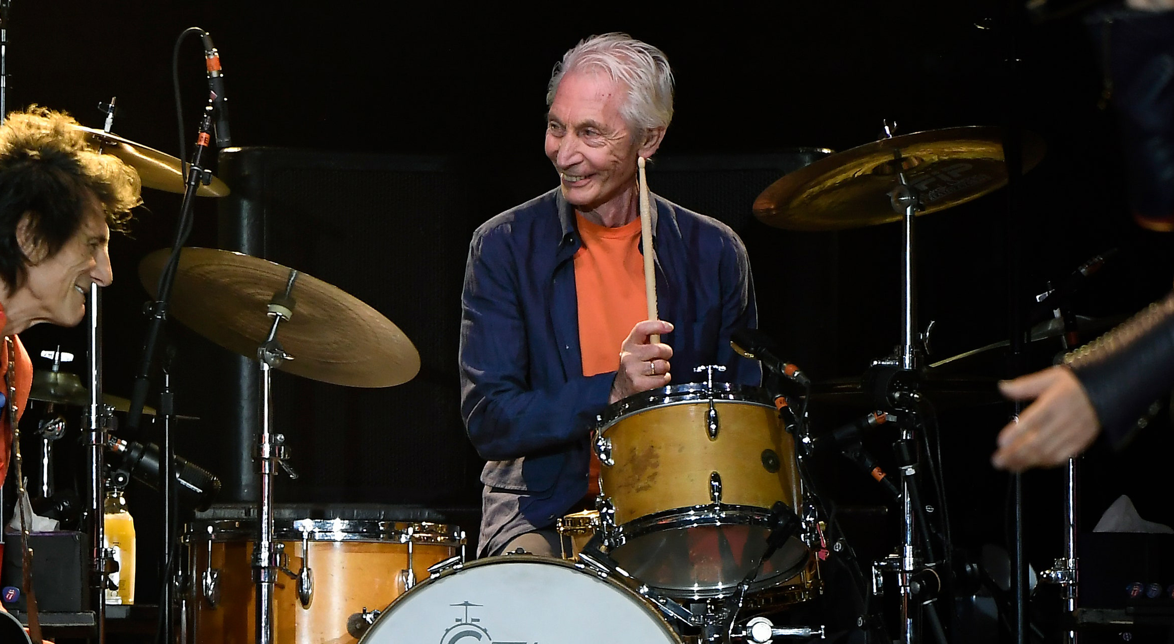 Muere Charlie Watts, baterista de los Rolling Stones, a los 80 años