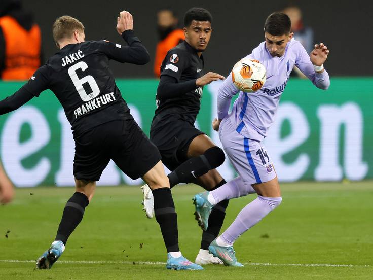 El Barça empata contra el Eintracht de Frankfurt en la ida de los cuartos de final de la Europa League