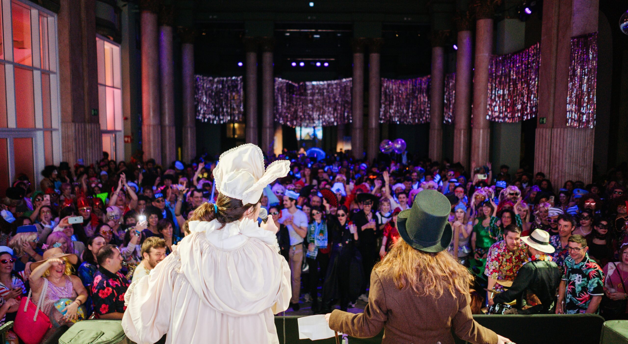 El Círculo de Bellas Artes festeja un ‘Carnaval Surrealista’