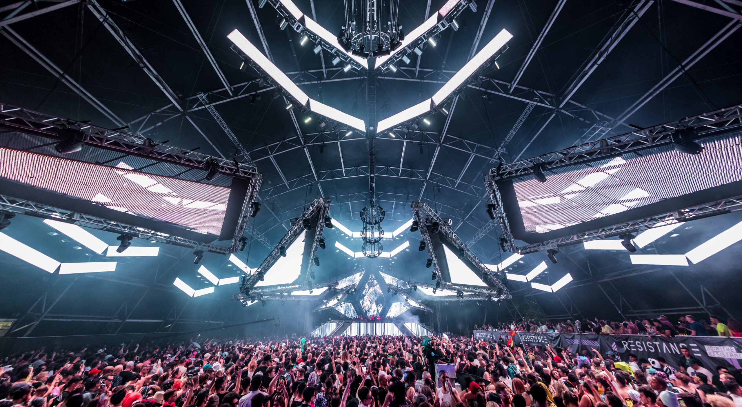 Ultra Music Festival da la bienvenida a Amnesia Ibiza