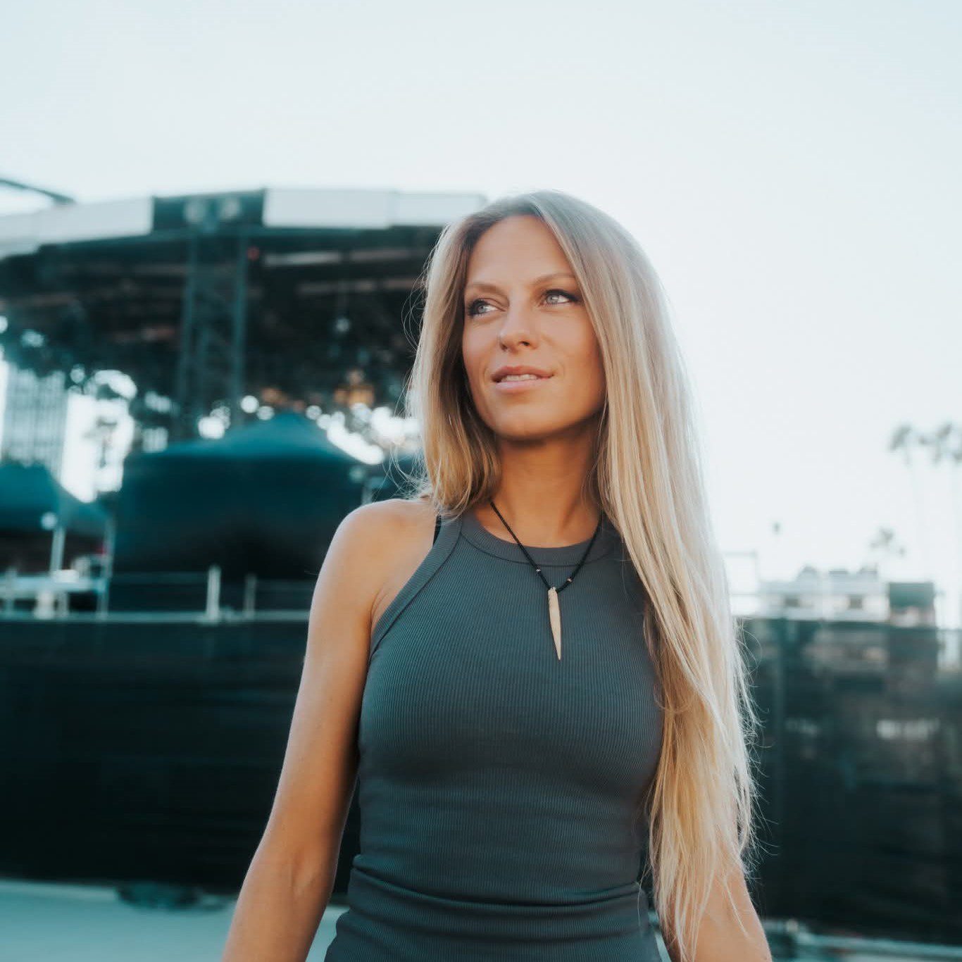 Nora en Pure